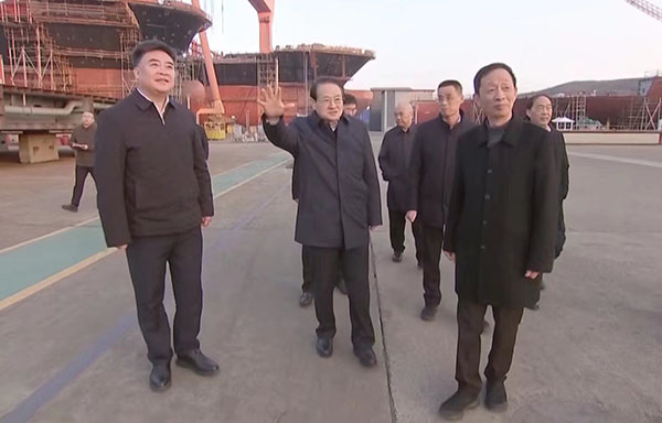 浙江省省委書記 易煉紅考察長宏.jpg